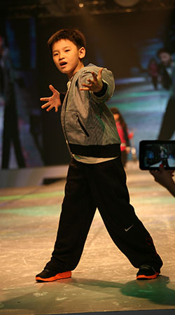 ROOKIE����F(xi��n)��(ch��ng)10